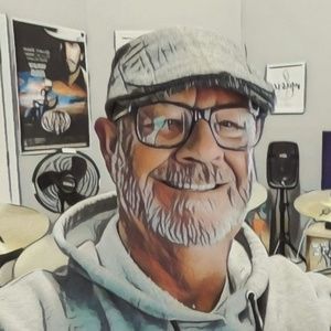 Meet your Posher, Wayne